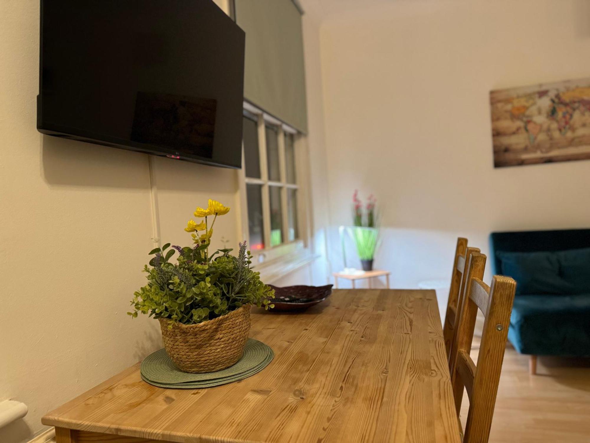 Prime Location Apartamento In Camden Town London Eksteriør bilde
