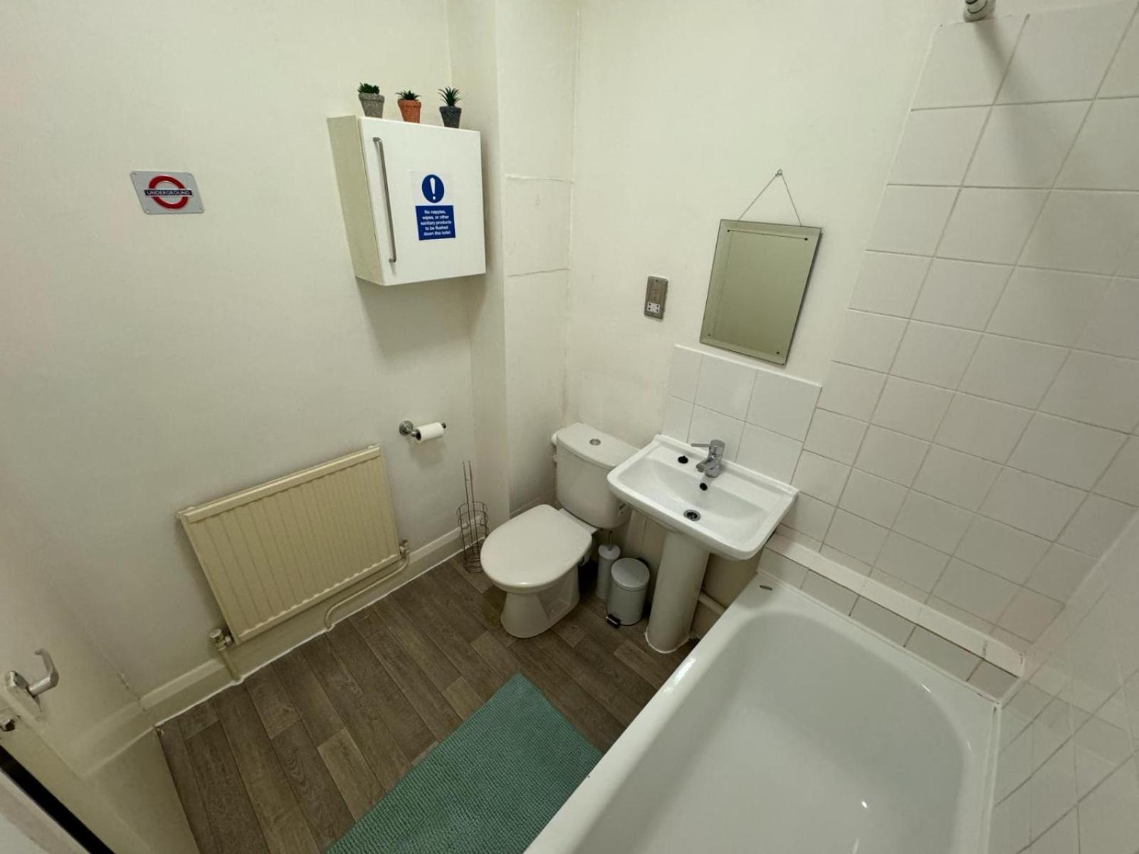 Prime Location Apartamento In Camden Town London Eksteriør bilde